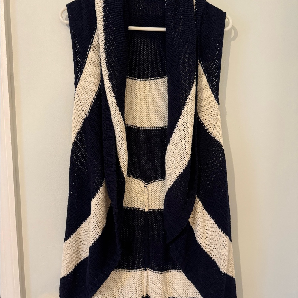 CAbi Circle Sleeveless Cardigan Sweater